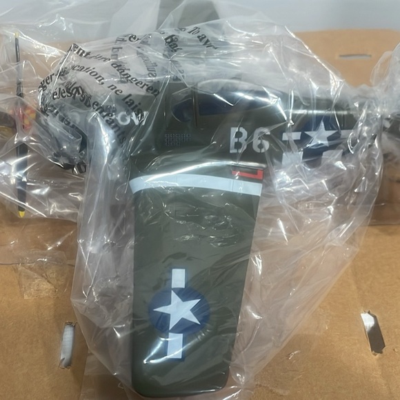 SpecCast Airplane Model - Picture 8 of 10